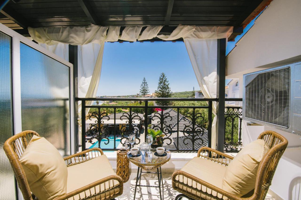 Villa Corali Apartments Sea Breath & Pool アモウディ エクステリア 写真