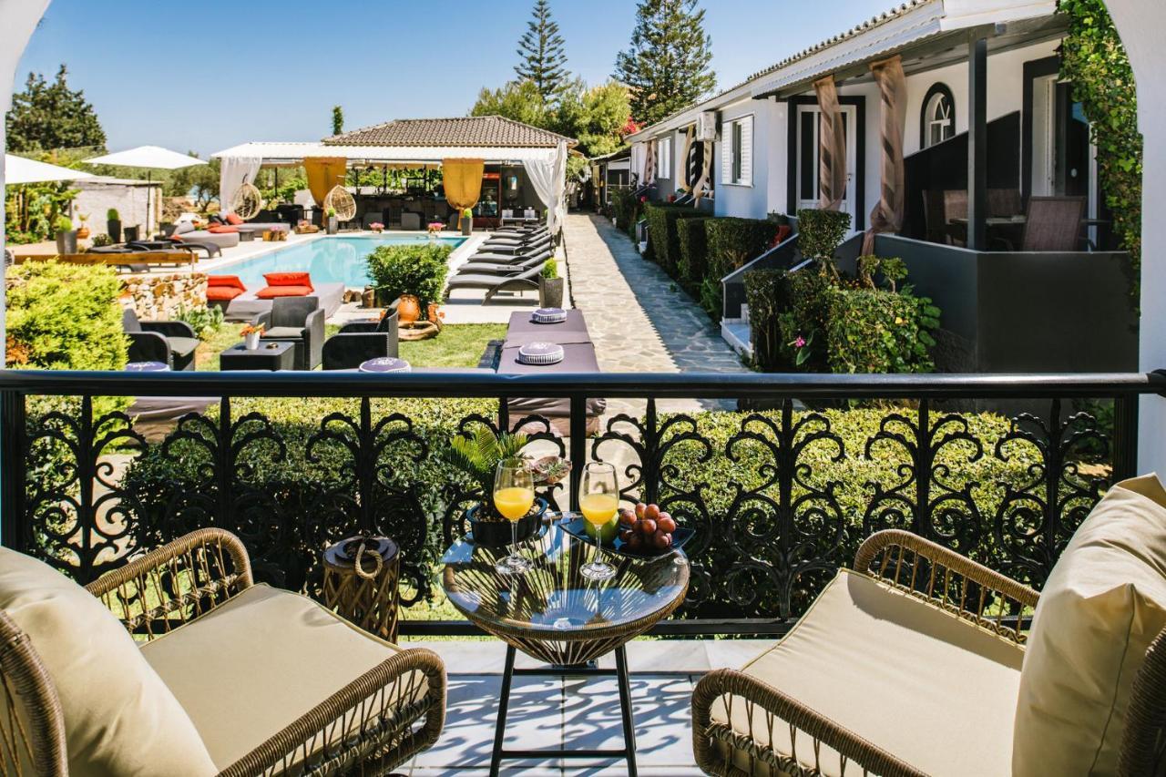 Villa Corali Apartments Sea Breath & Pool アモウディ エクステリア 写真