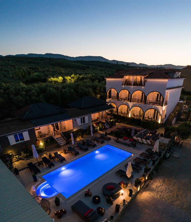 Villa Corali Apartments Sea Breath & Pool アモウディ エクステリア 写真